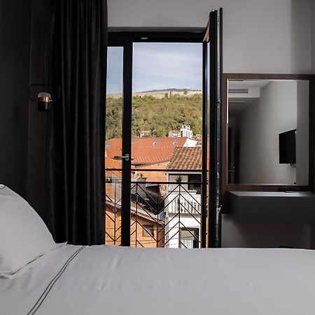 Triumf Hotel 프리즈렌 외부 사진
