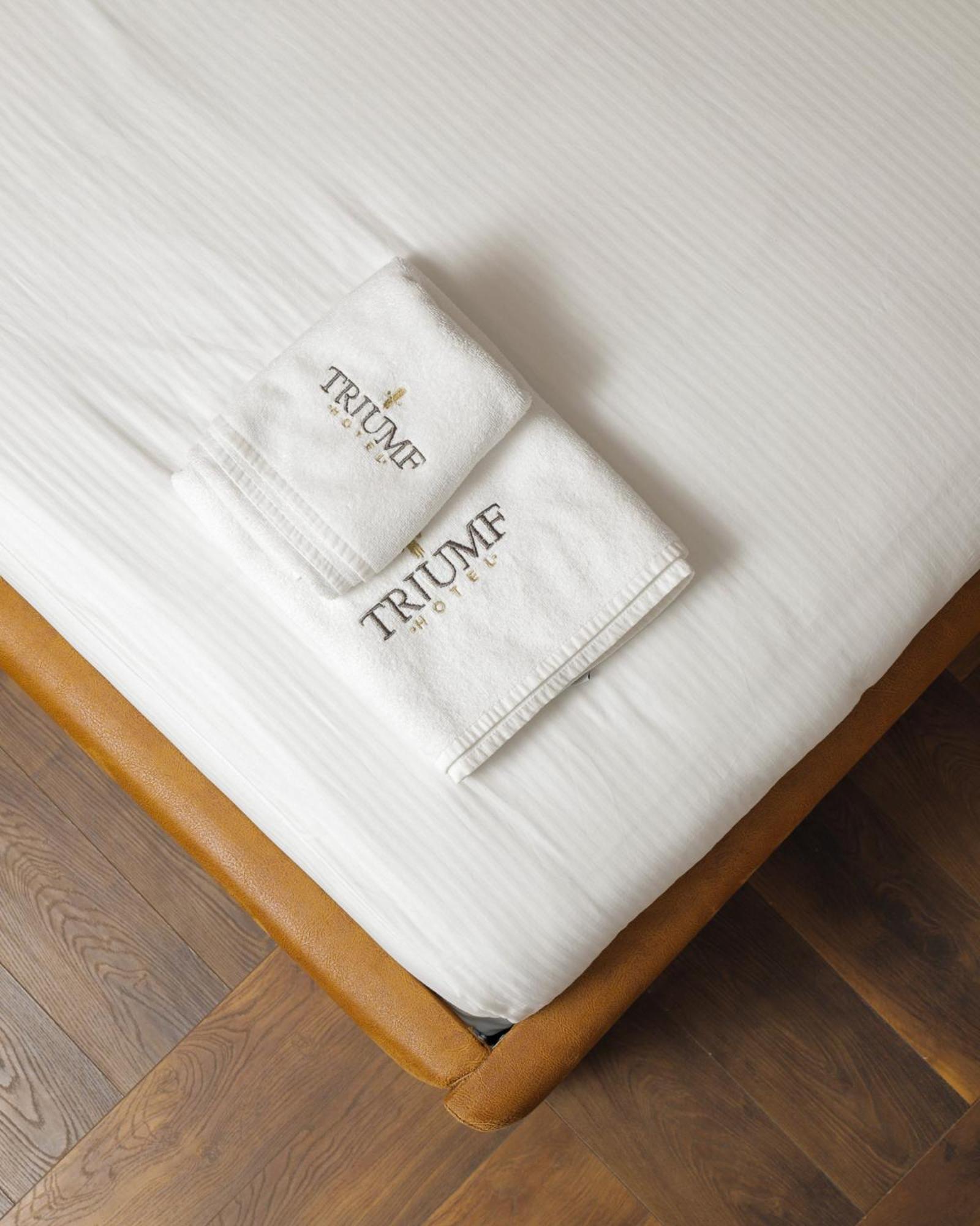 Triumf Hotel 프리즈렌 외부 사진